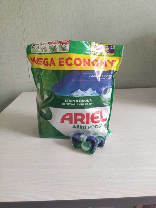 Капсули для прання Ariel Mountain Spring 59/60шт