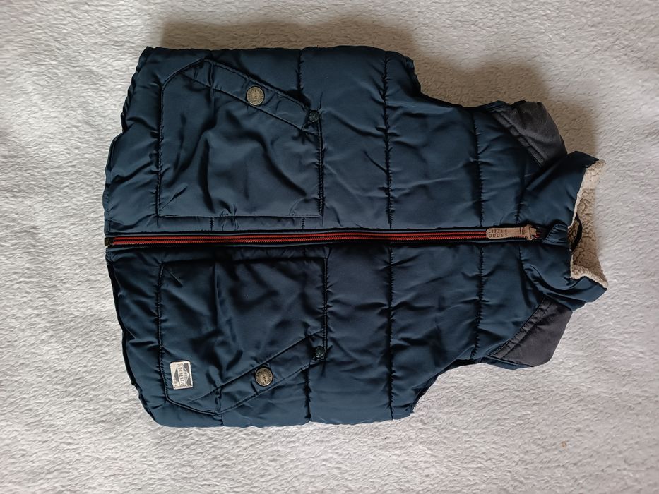 Жилетка next 98-го розміру.