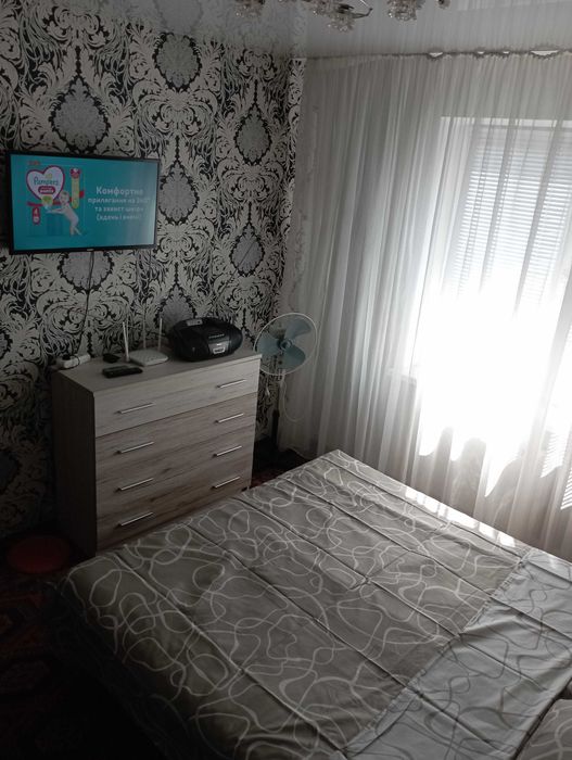 Здається подобово 2-х кімн.квартира у центрі