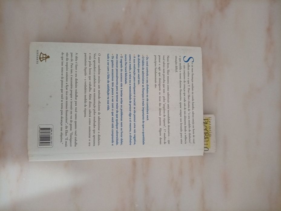 Vendo 2 livros 48 lei do poder e segredo da mente milionária Leia isso