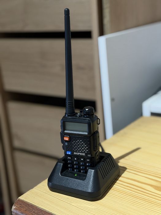 Radio BAOFENG uv-5r