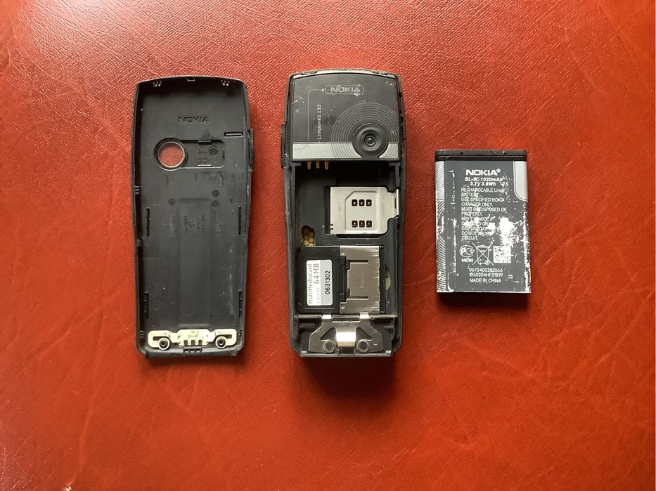 Легендарний колекційний телефон Nokia 6230i повністю робочий