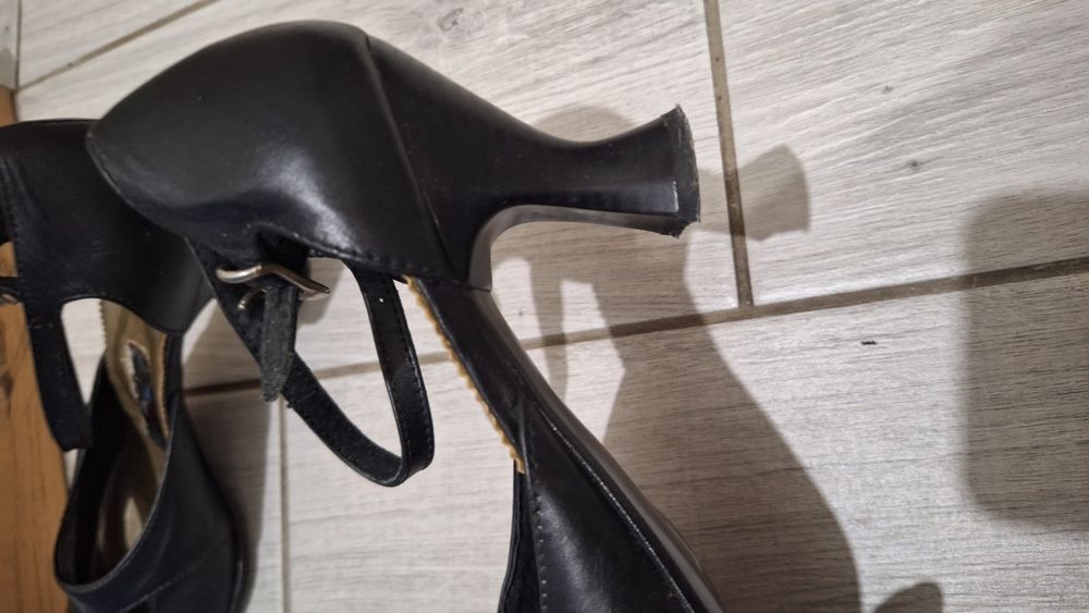 Туфлі жіночі 39 розмір