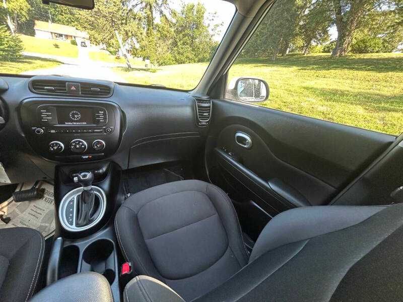 2017    Kia Soul