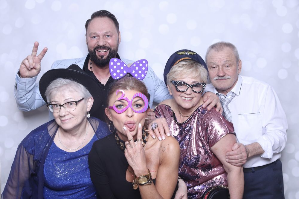 Fotobudka klasyczna / fotolustro VIP / Fotomagnesy / Fotobudka 360