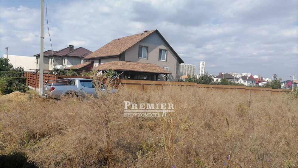 Продам земельну ділянку в Крижанівці