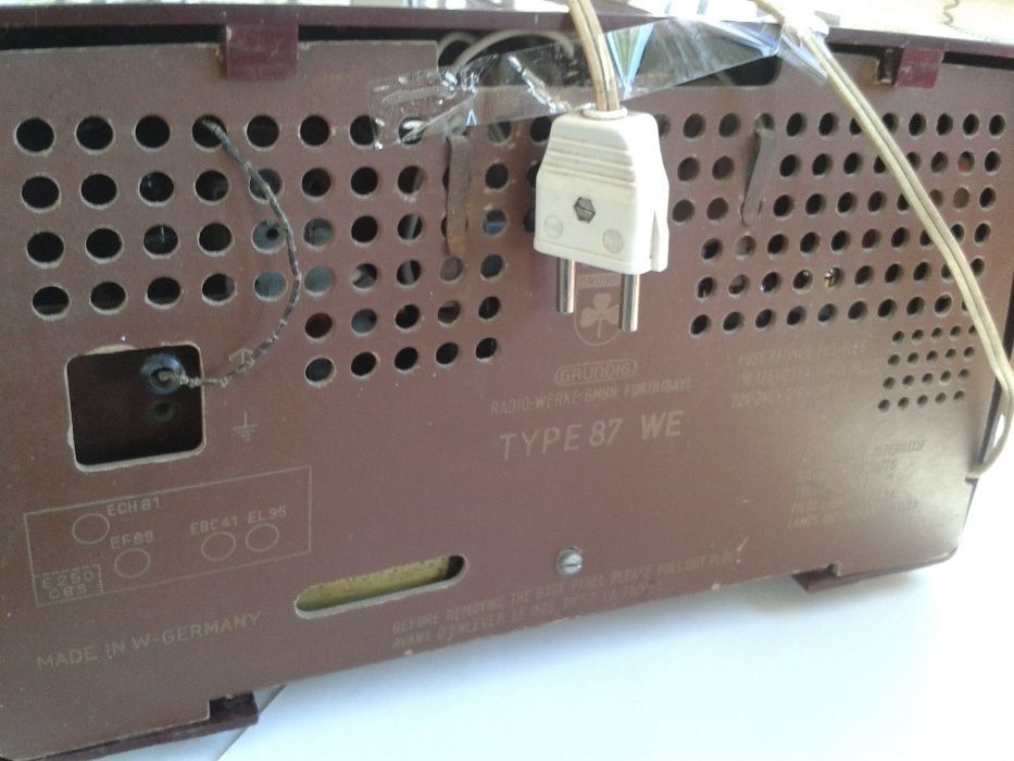 Rádio Grundig válvulas