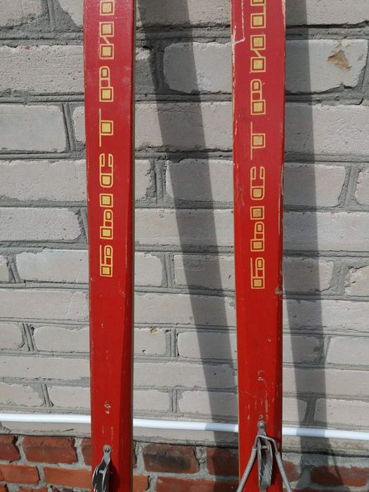 Продам лыжи украинского производства