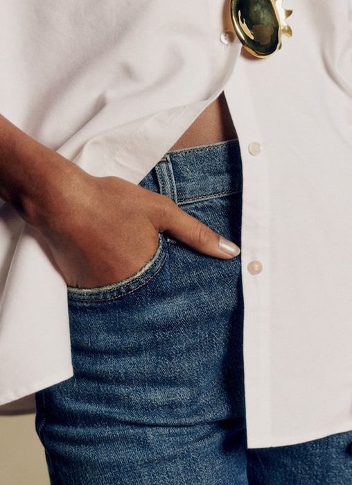 базова біла сорочка з натуральної бавовни вільного крою Sezane,