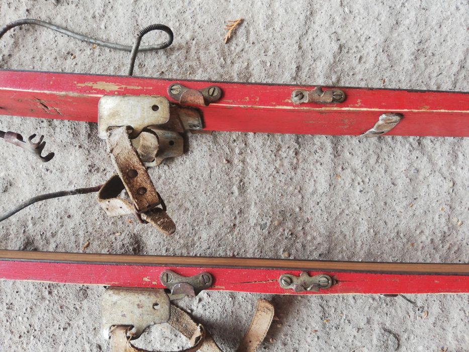 Narty z lat 60 zabytek