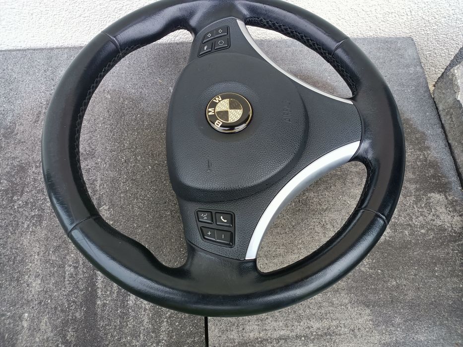Kierownica MSport z poduszką BMW E90 E91 E92 E93 E87 E81 E82 E88 X1