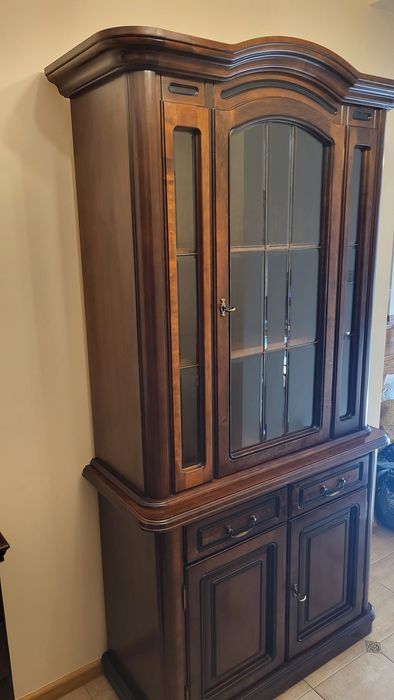 Aron Witryna 2, Swarzędzkie Meble