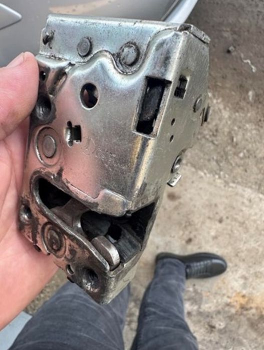 Замок задніх дверей Реставрація Scudo Jumpy expert