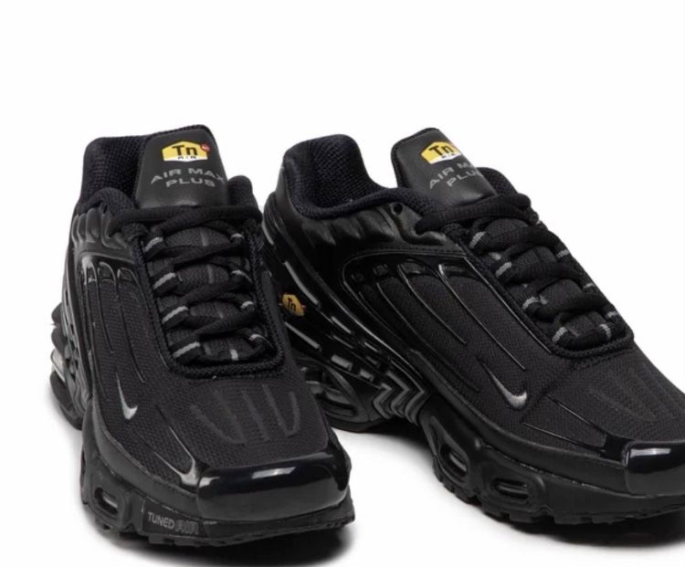 Оригінальні кросівки nike air max plus 3, розмір 38