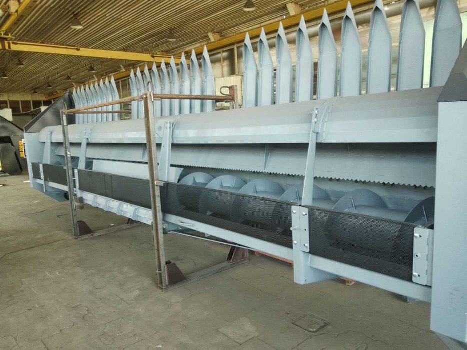 Жатка для уборки подсолнечника. Жатка  соняшникова.