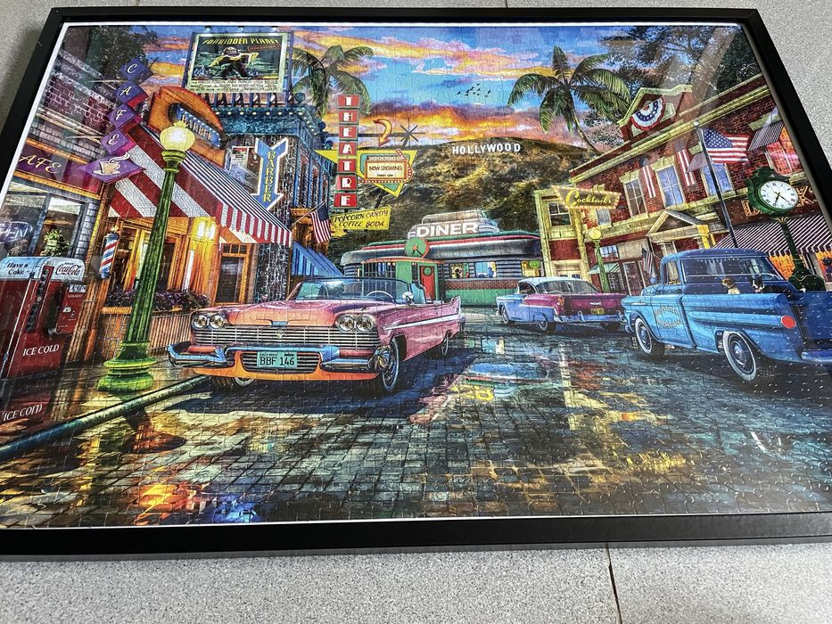 Decoração parede puzzle com moldura