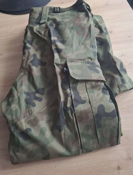 Sprzedam strój wojskowy