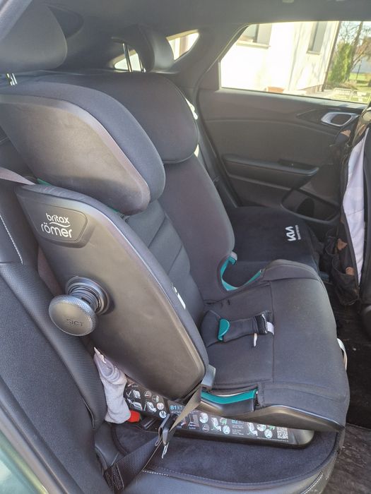 Fotelik samochodowy Britax romer Advansafix i-size