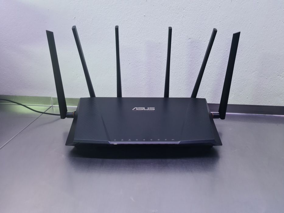 Asus Wifi router AC3200
