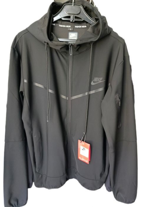 Костюмы Adidas, Nike