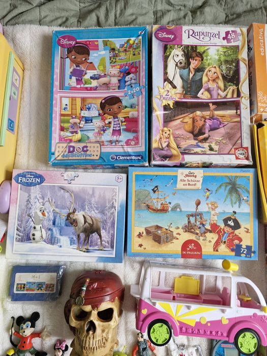 Brinquedos a 4€ cada