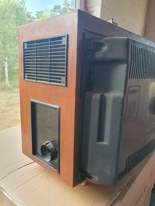 Stary telewizor Unitra