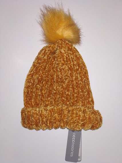 Zimowa damska czapka kolor musztardowy żółty