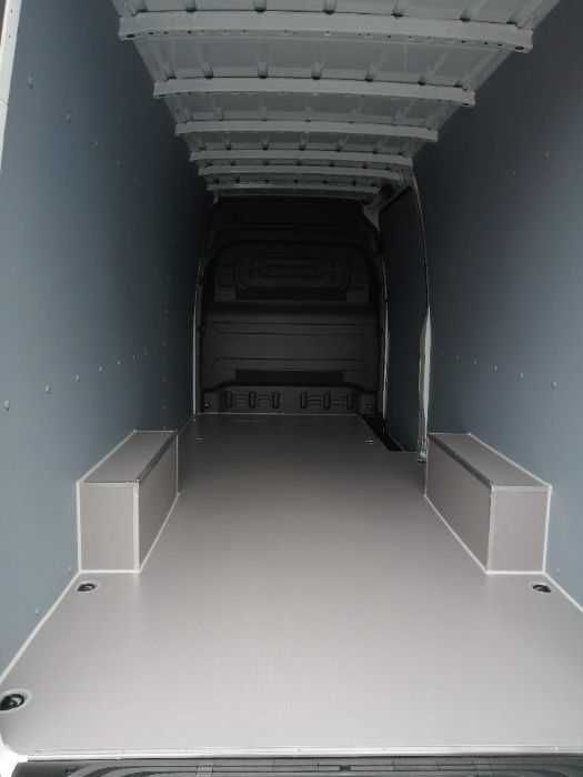 Mercedes Sprinter L3H2 Komfortowa zabudowa PCV auta dostawczego