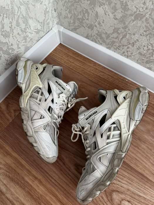 Balenciaga track 2