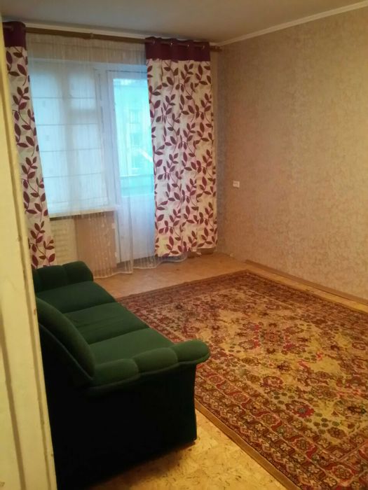 Продам 1 кім. квартиру на  вул. Космонавтів, ж/м Придніпровськ.