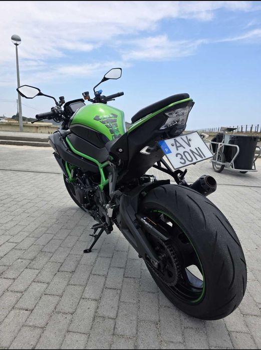 Kawasaki 1000 ZH2