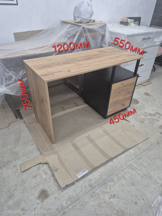 Стіл письмовий...