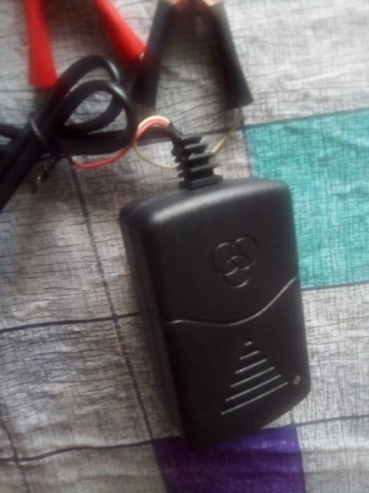 Carregador de baterias de moto 12volts
