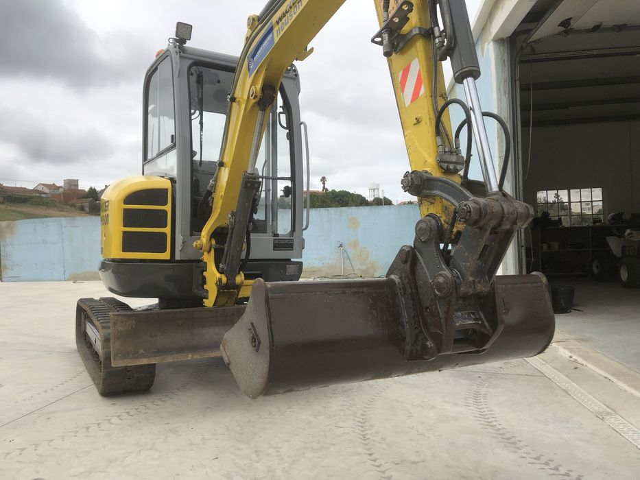 Giratoria Wacker  Neuson 28
