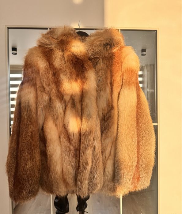 Шуба (напівшубок) з лисиці (натуральна)