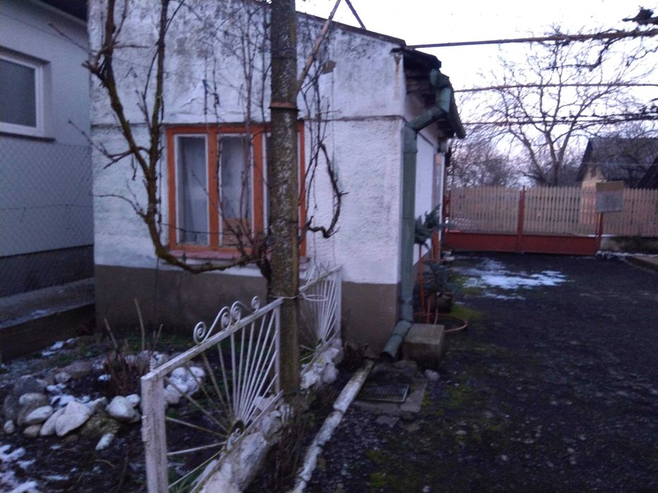Продаж будинку в с. Ратовці .
