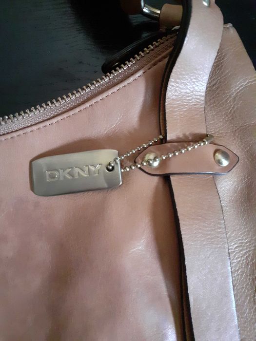 Mala DKNY Donna Karan camel pele
