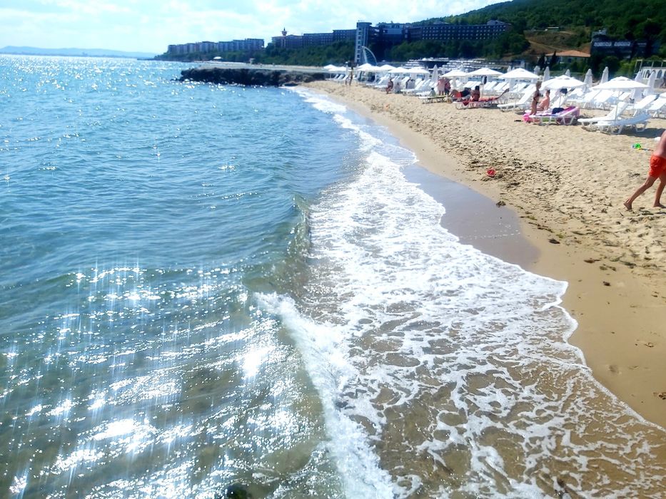 Болгарія.Море.Пляжний відпочинок.  Апартаменти  на 1-й лінії