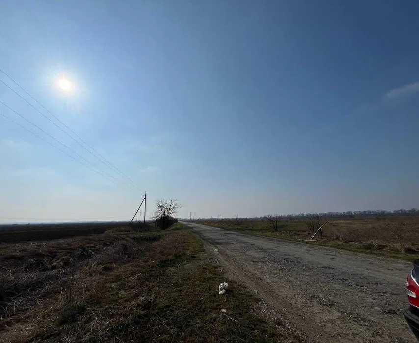 Продаж земельної ділянки площею 4Га с.Пшеничники , вул.Петрикова