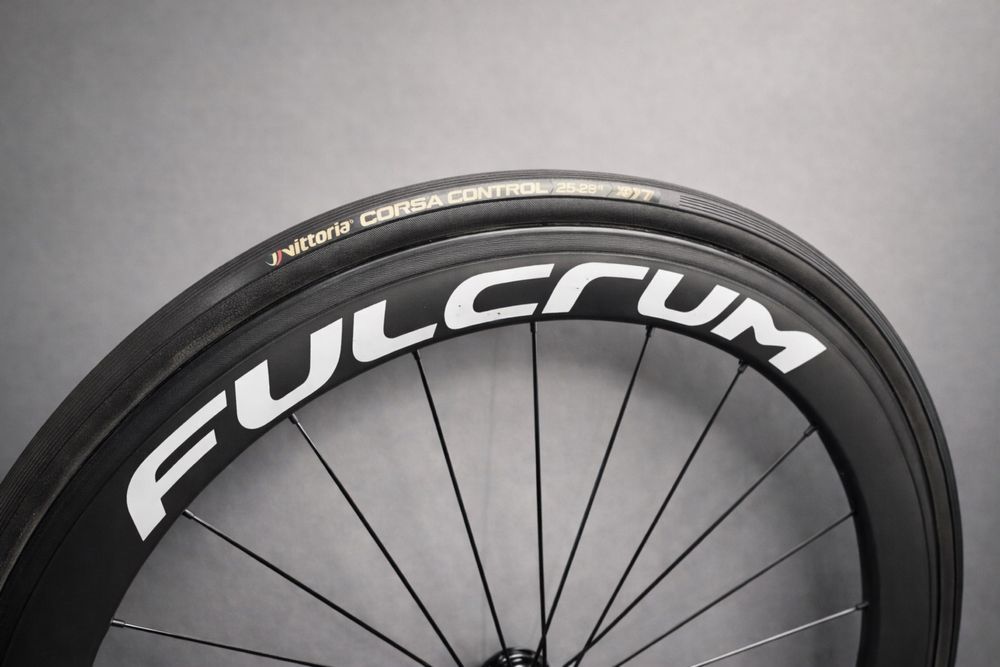 Koła szosowe carbon Fulcrum Vittoria Corsa 25