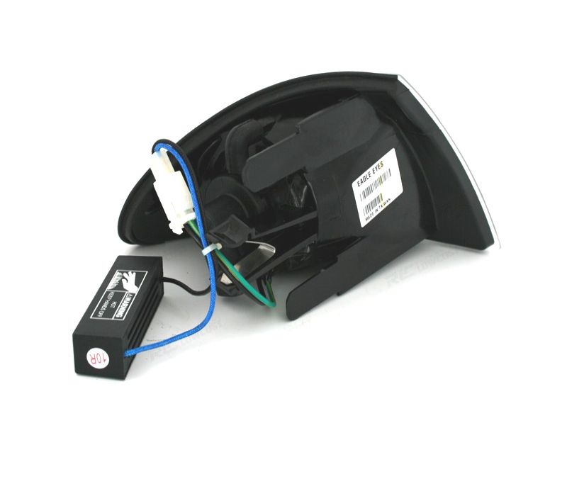 PISCAS FRONTAIS BMW E46 BERLINA 98-01 LED FUMADOS