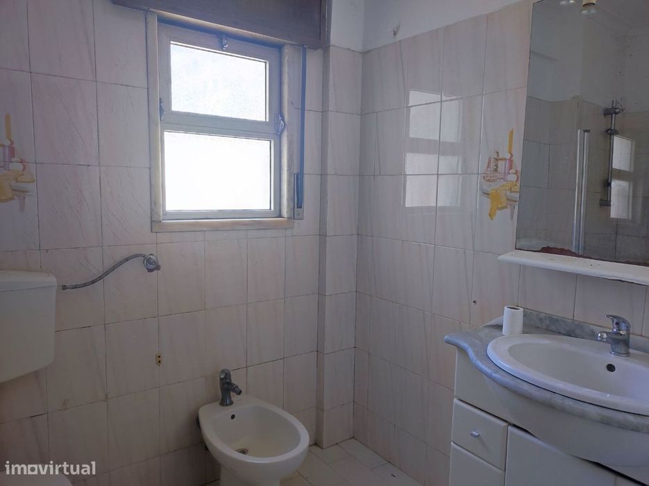 Apartamento T2- 85m Aguálva Sintra