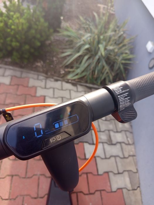 Hulajnoga elektryczna E2 Pro