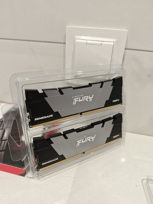 Kingston Fury Renegade 32GB DDR4 3600MHz CL16 – topowa pamięć