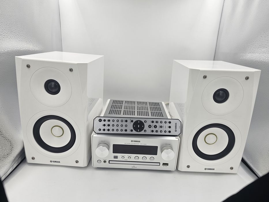 Wieża / Amplituner sieciowy Yamaha CRX-N560 + Kolumny NS-BP182 |