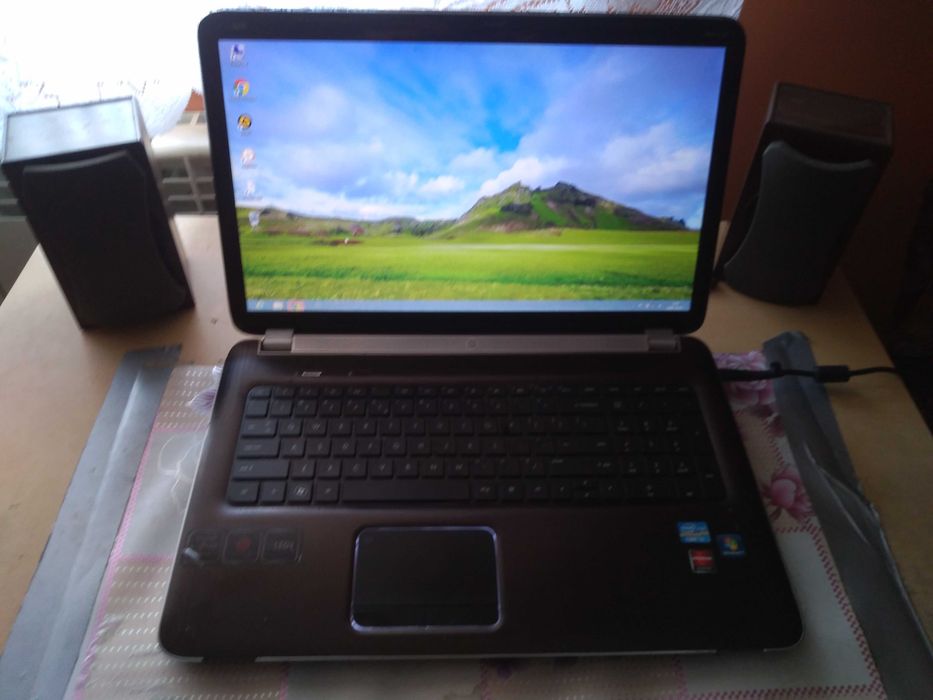 Laptop hp 17,3cala core i5 8gb ram dysk 500gb win 8