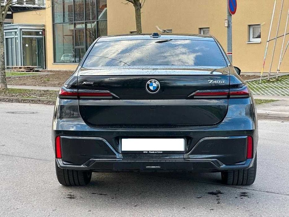Бампер BMW Seria 7 G70 запчастини БМВ 7 Г70 бампер разборка