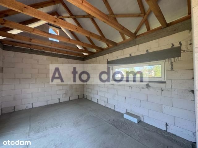 Dom, Adampol