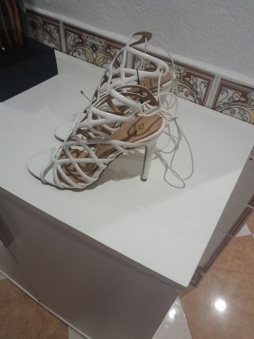 Sandálias de senhora