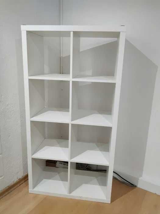 Móvel preto completamente novo